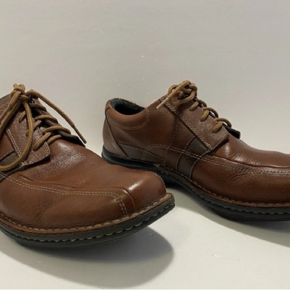 Clarks Wave Men’s Brown Leather Dress Shoes Size 9.5 M